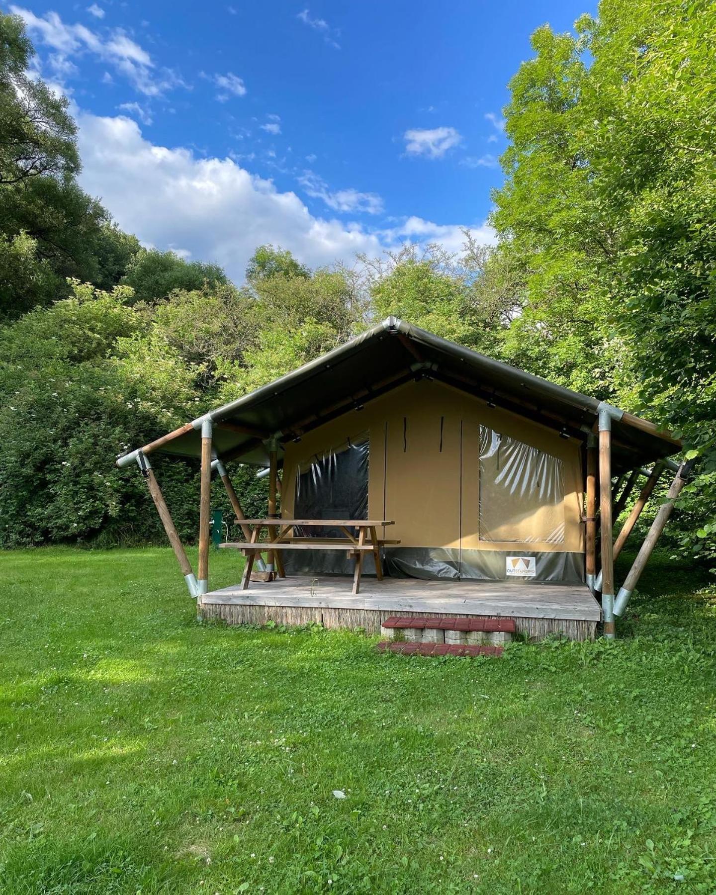Camping Drei Spatzen Utscheid Стая снимка